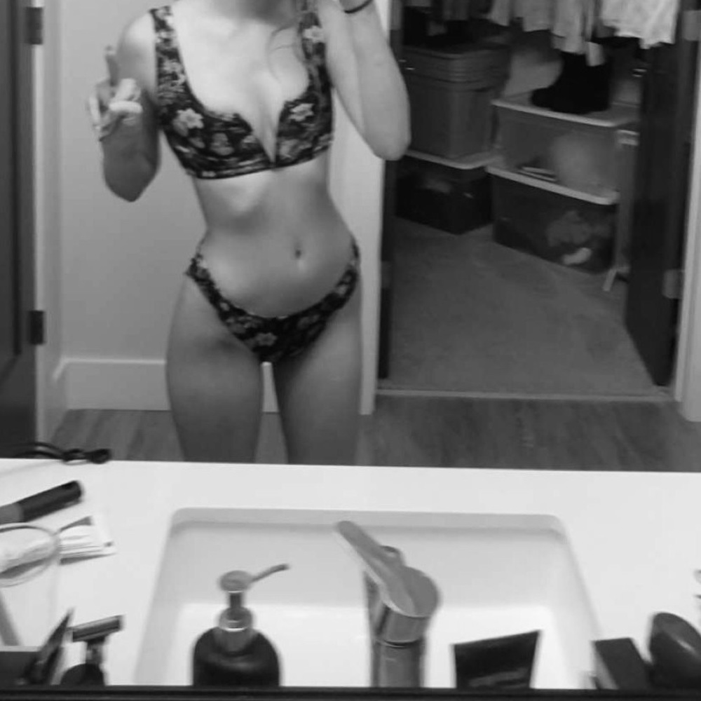 Beth Richards Naomi 2 piece bathing suit in Tulip - Picture 7 of 8